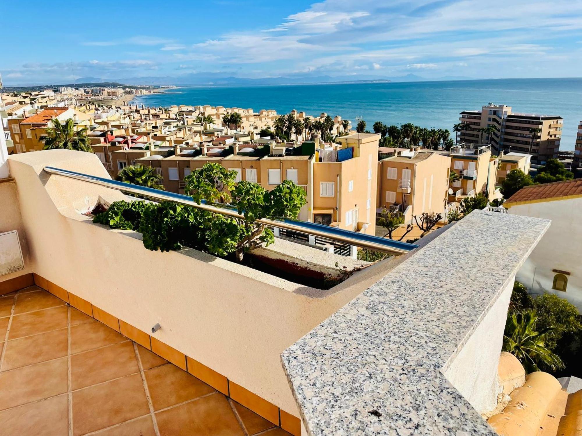 Residencia Vivalada * Torrevieja